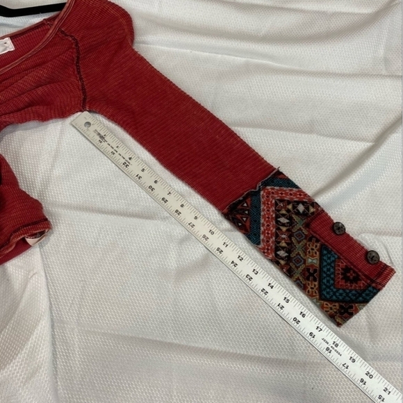 Able Garment Dye Printed Thermal Top USA Made Women's Medium M Rust Red Cute EUC - Picture 5 of 7